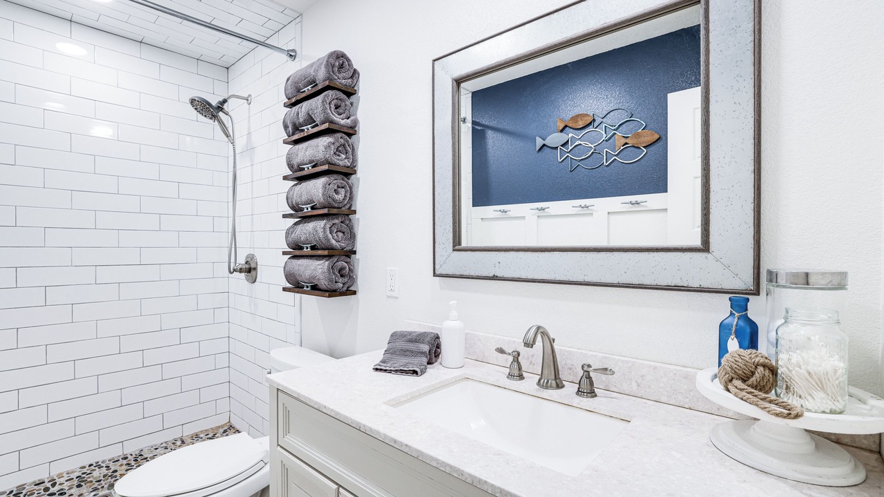 Photo of Bathroom in Garfield