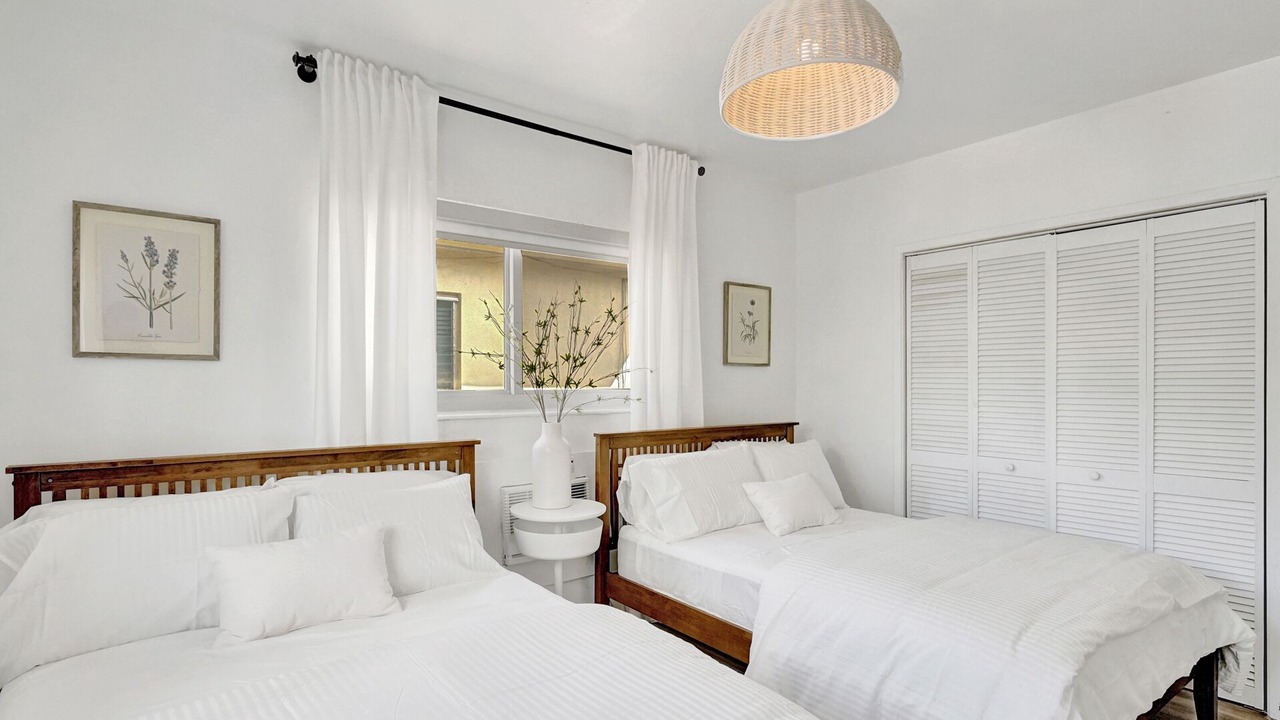 Photo of Bedroom in West Avenue