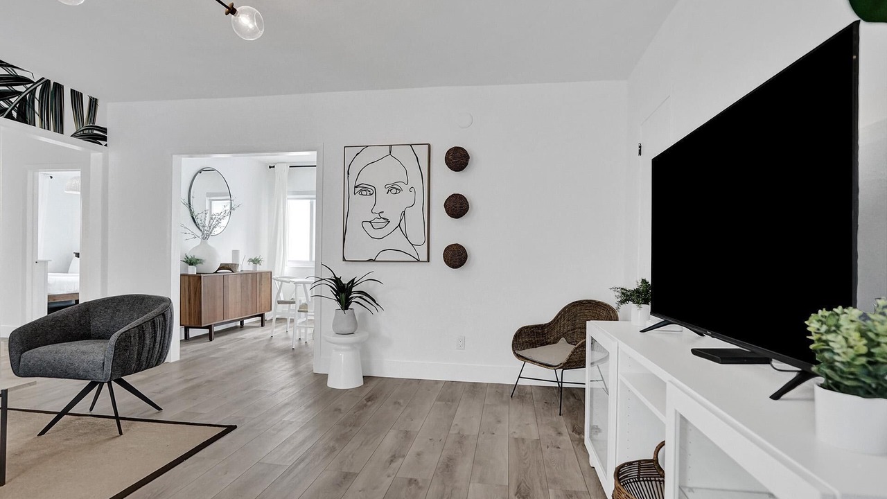 Photo of Livingroom in West Avenue