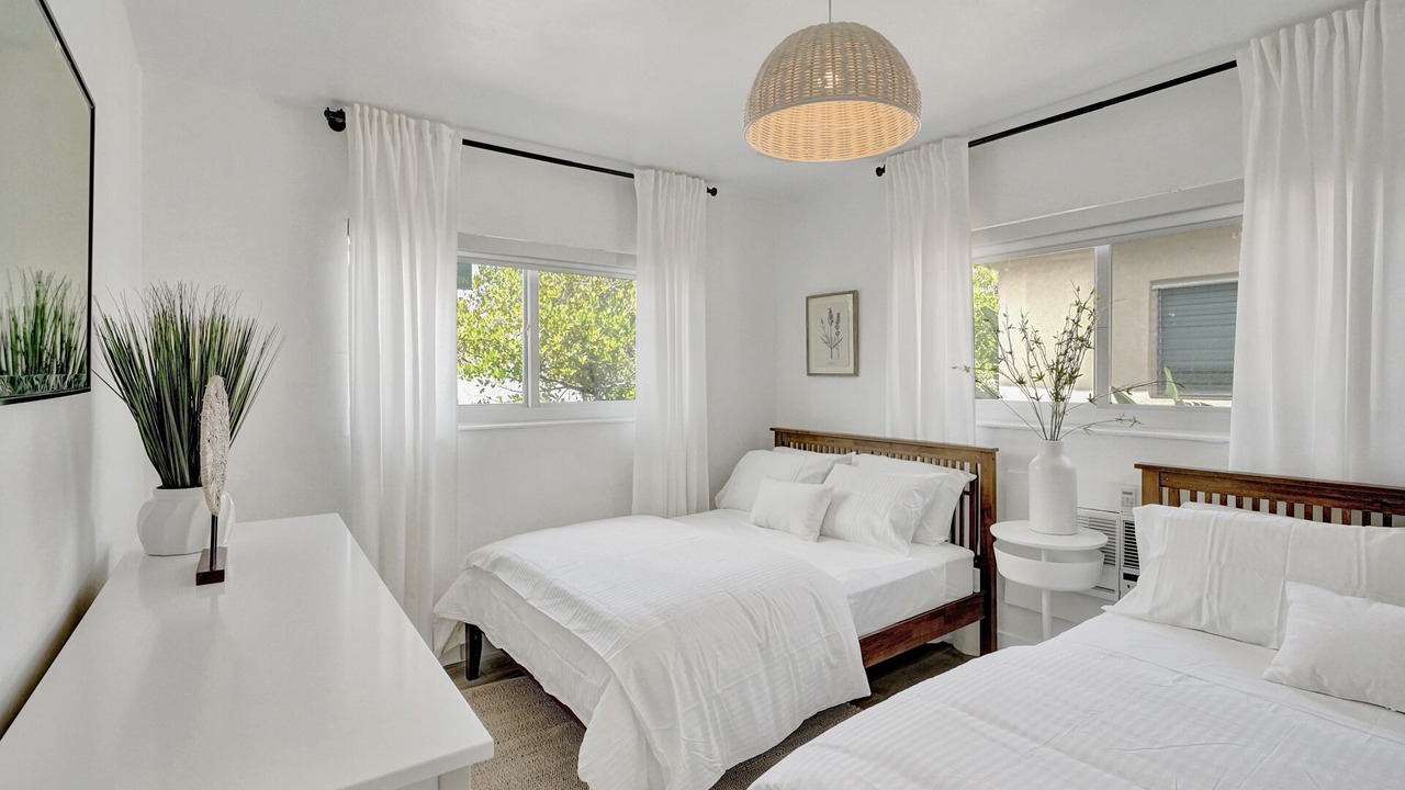 Photo of Bedroom in West Avenue