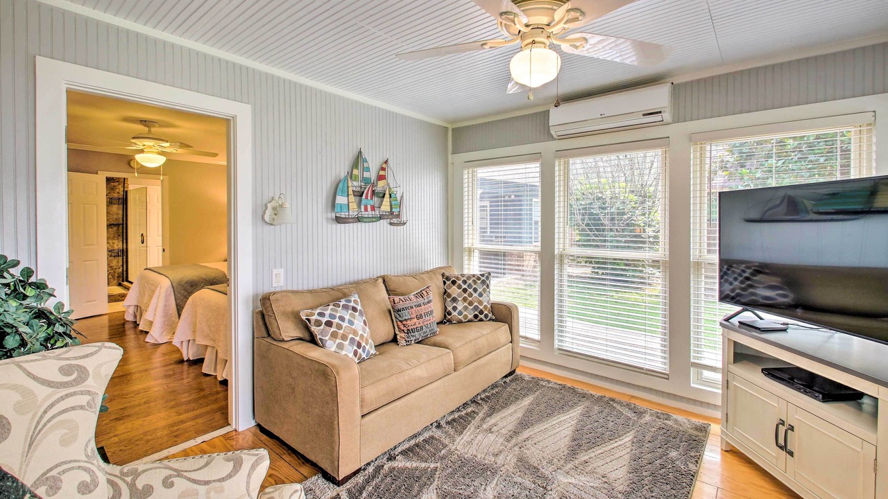 Photo of Bedroom in Lake Hamilton