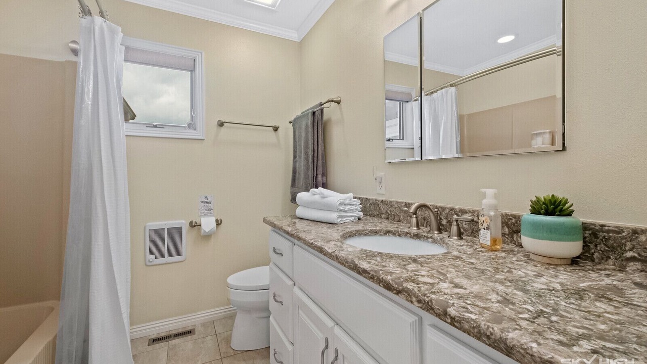 Photo of Bathroom in Garfield