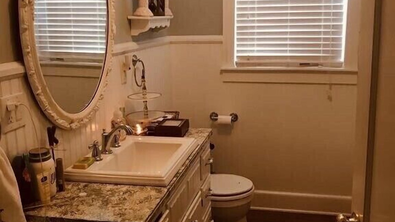 Photo of Bathroom in Sulphur Well