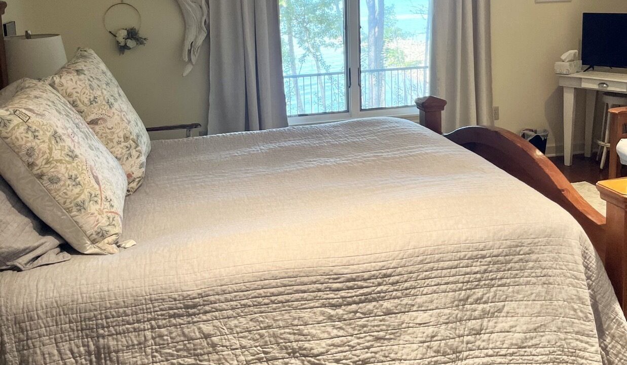 Photo of Bedroom in Quitman