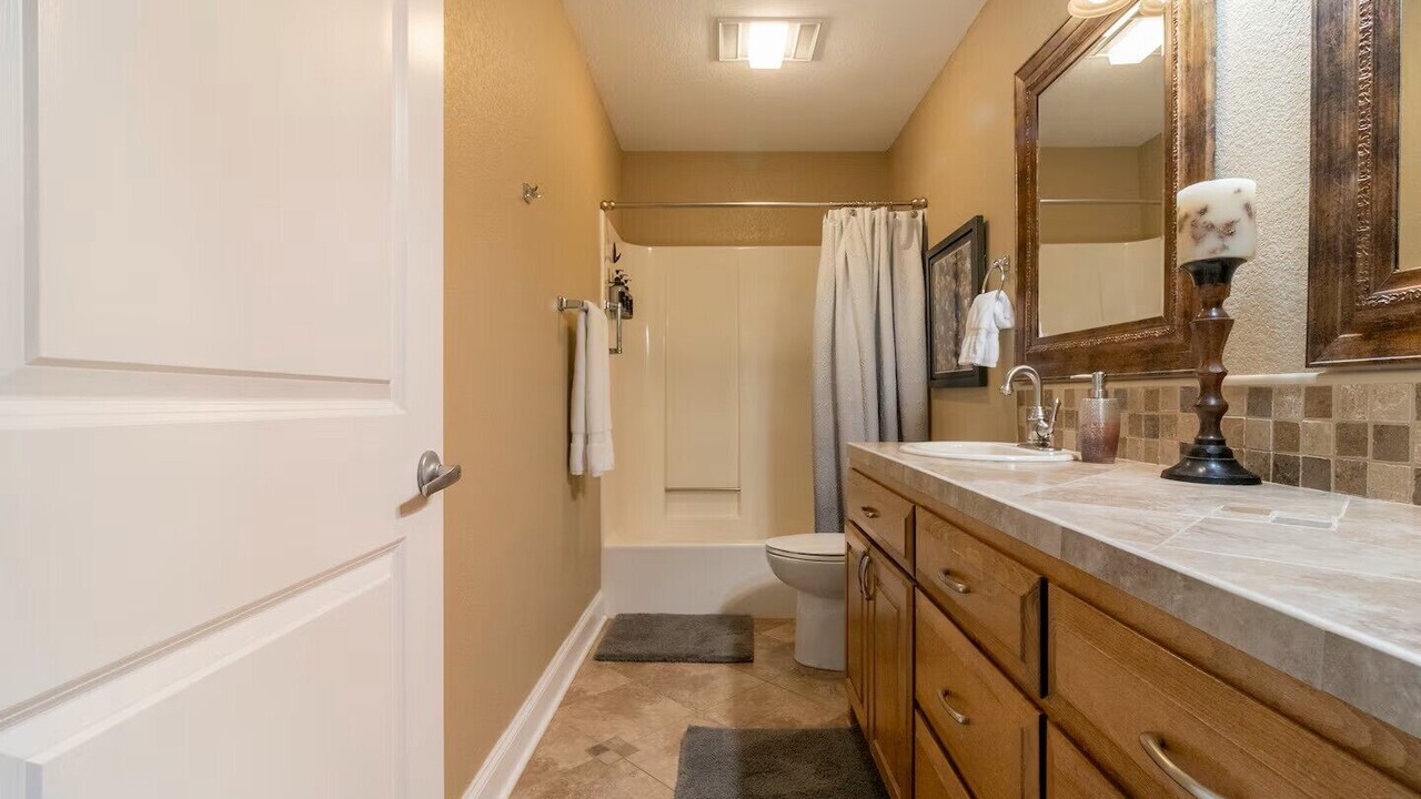 Photo of Bathroom in Rockwell
