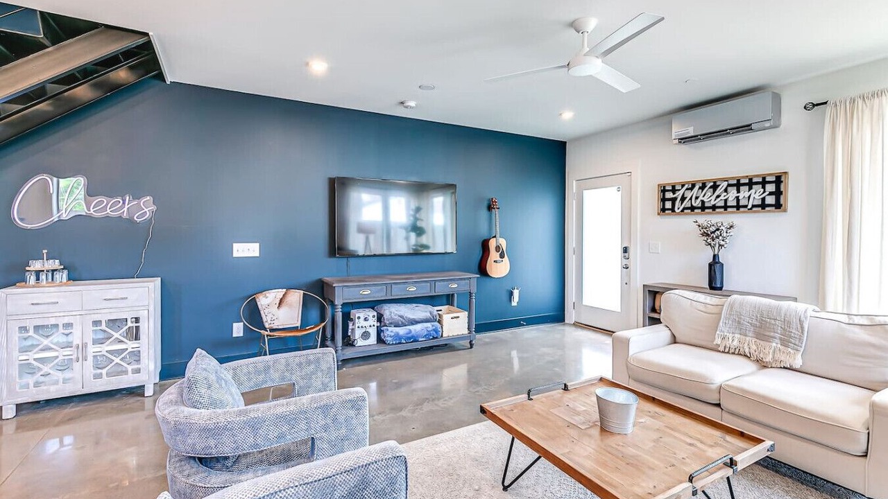 Photo of Livingroom in East Nashville
