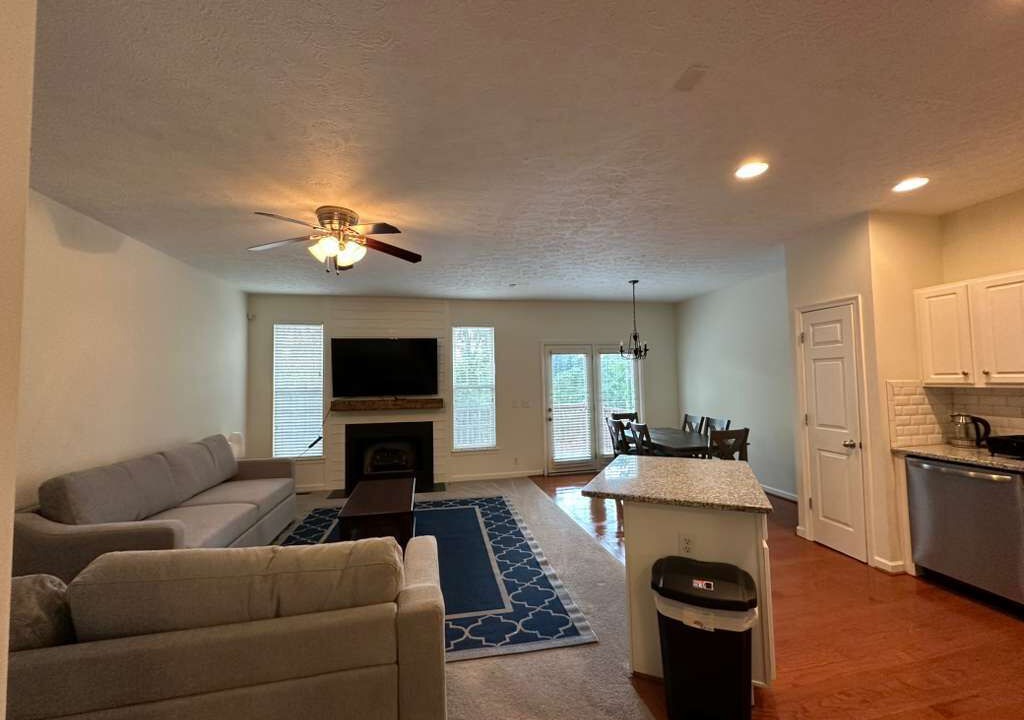 Photo of Livingroom in Antioch