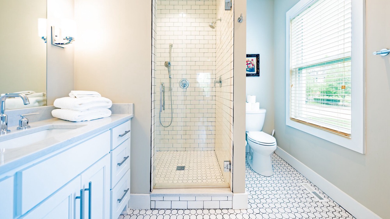 Photo of Bathroom in Southmoreland