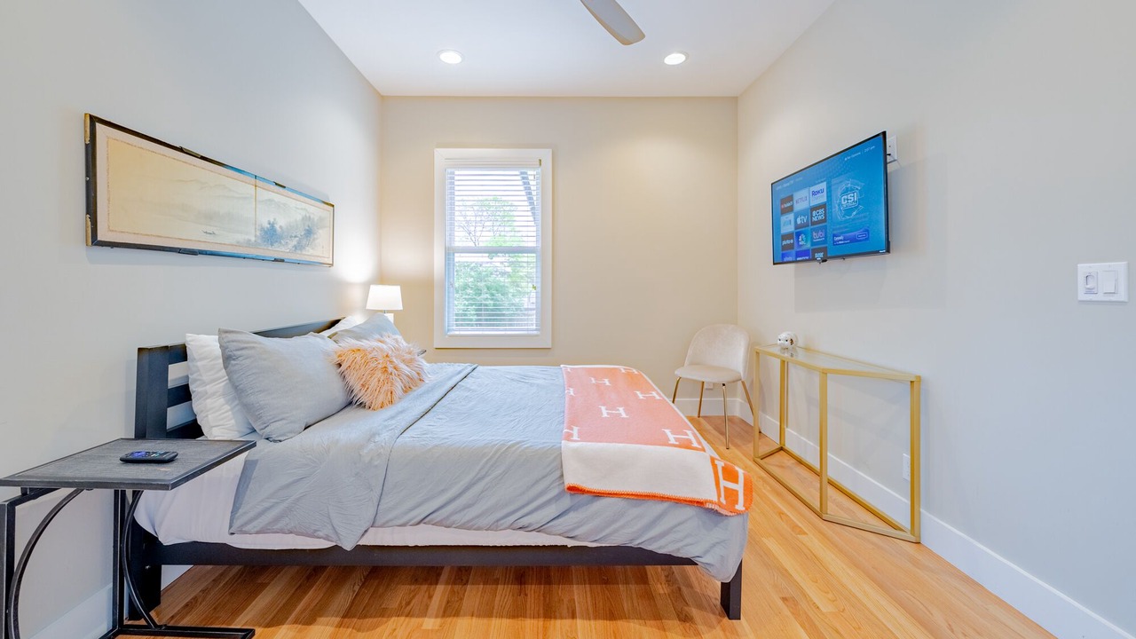 Photo of Bedroom in Southmoreland