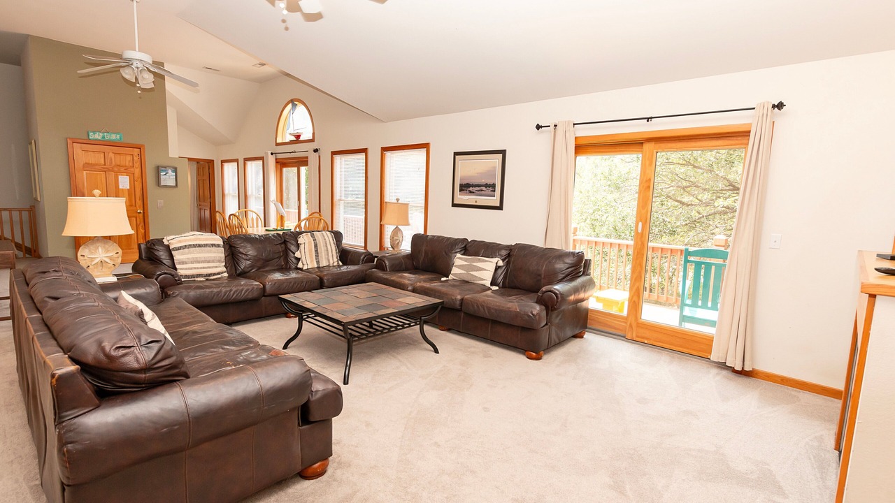 Photo of Livingroom in Southern Shores