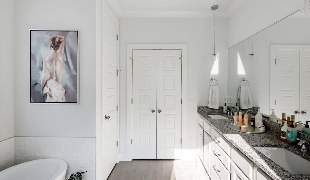 Photo of Bathroom in Eastwood