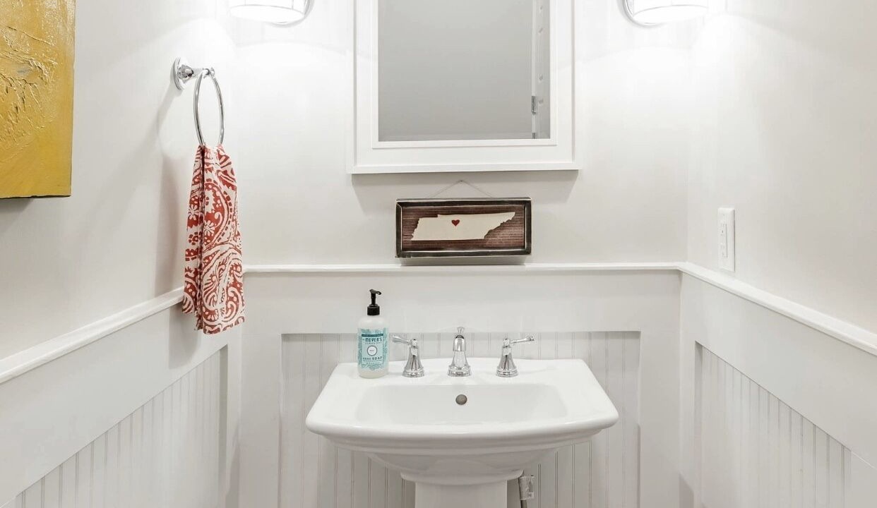 Photo of Bathroom in Eastwood