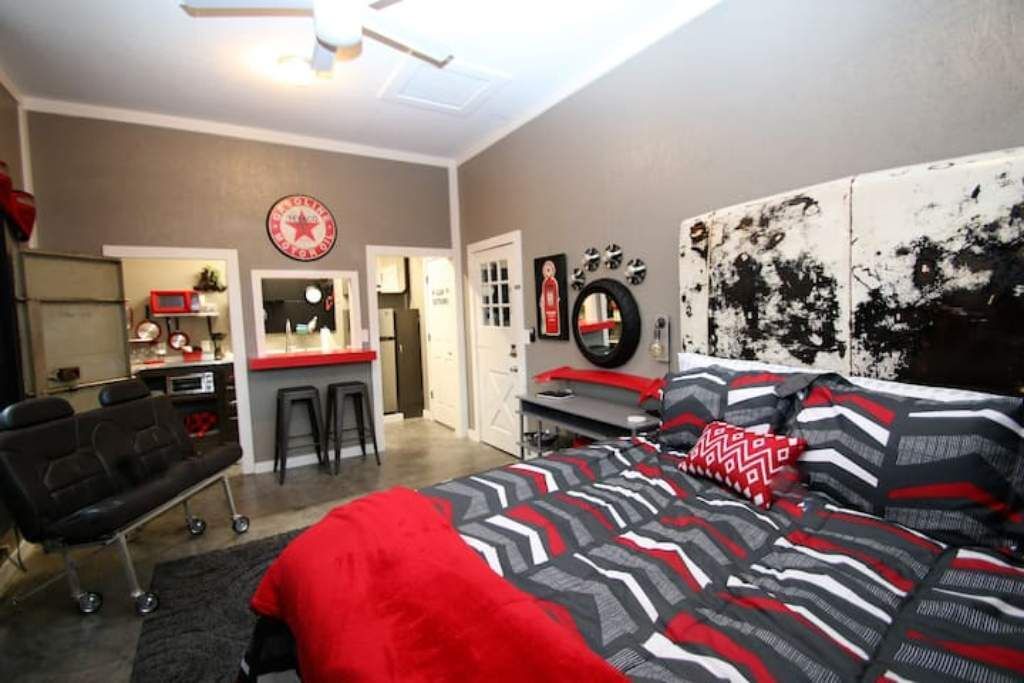 Photo of Bedroom in Rogers