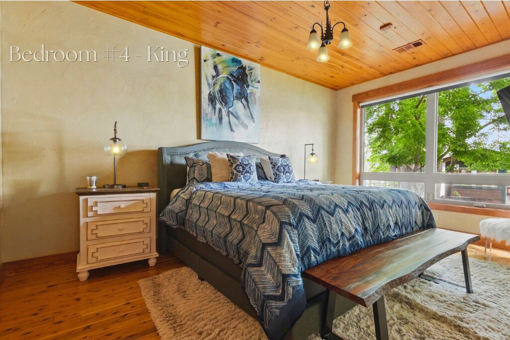 Photo of Bedroom in Piney