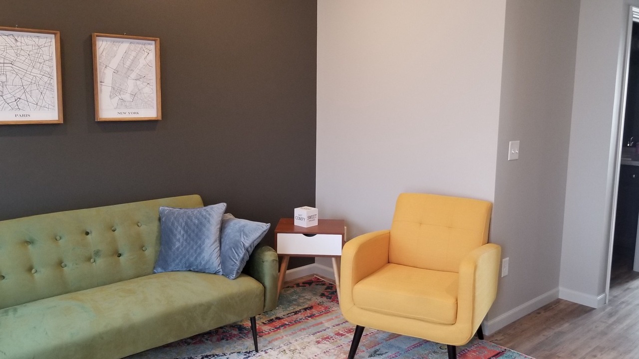 Photo of Livingroom in Amherst