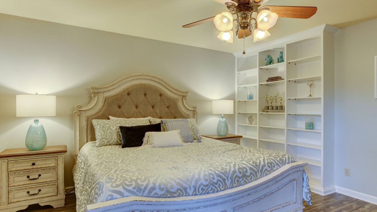Photo of Bedroom in Lake Hamilton