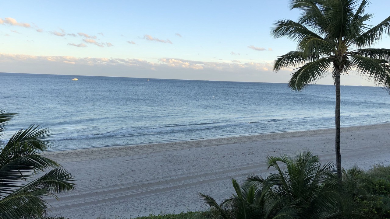 Photo of Patio Balcony in Lauderdale-by-the-Sea