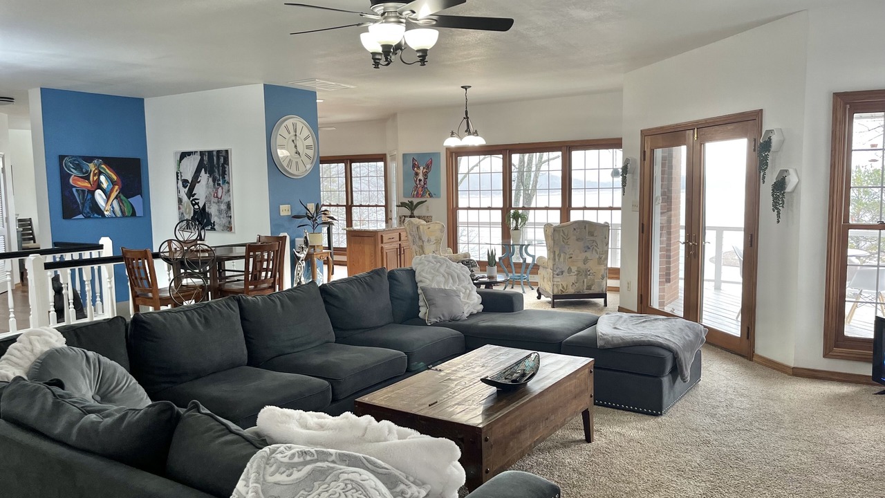 Photo of Livingroom in Rogers