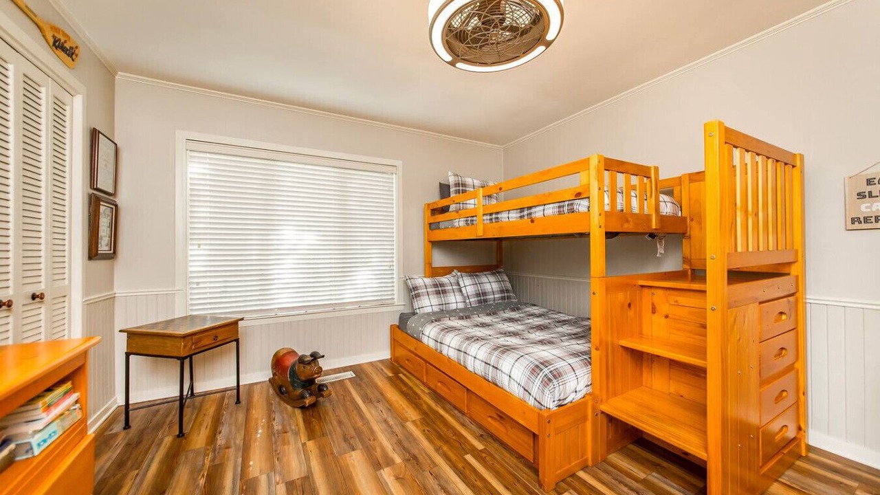 Photo of Bedroom in Eden Isle