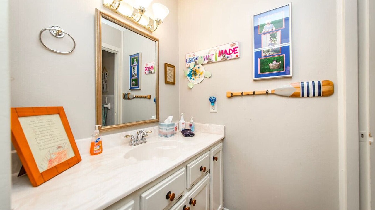 Photo of Bathroom in Eden Isle