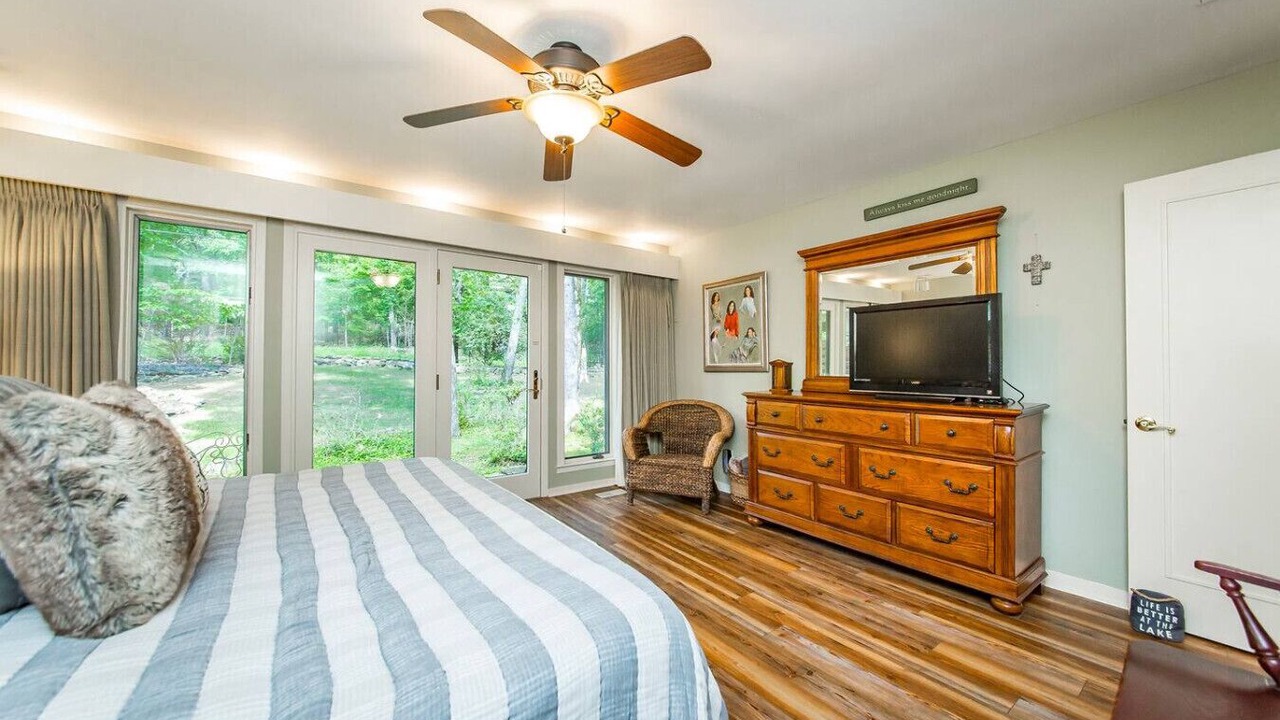 Photo of Bedroom in Eden Isle
