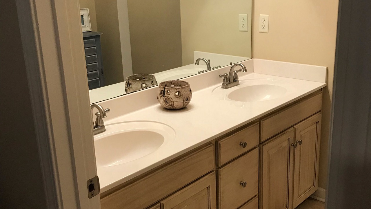 Photo of Bathroom in Oxmoor