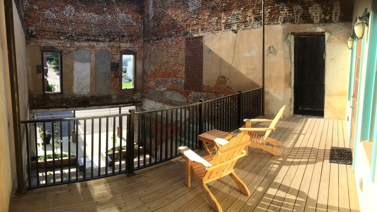 Photo of Patio Balcony in Water Valley