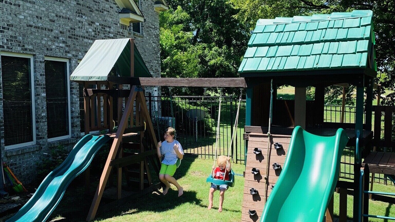 Photo of Others in Water Valley