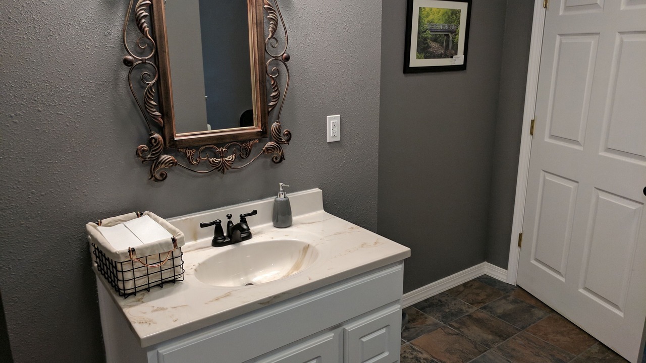 Photo of Bathroom in Mena