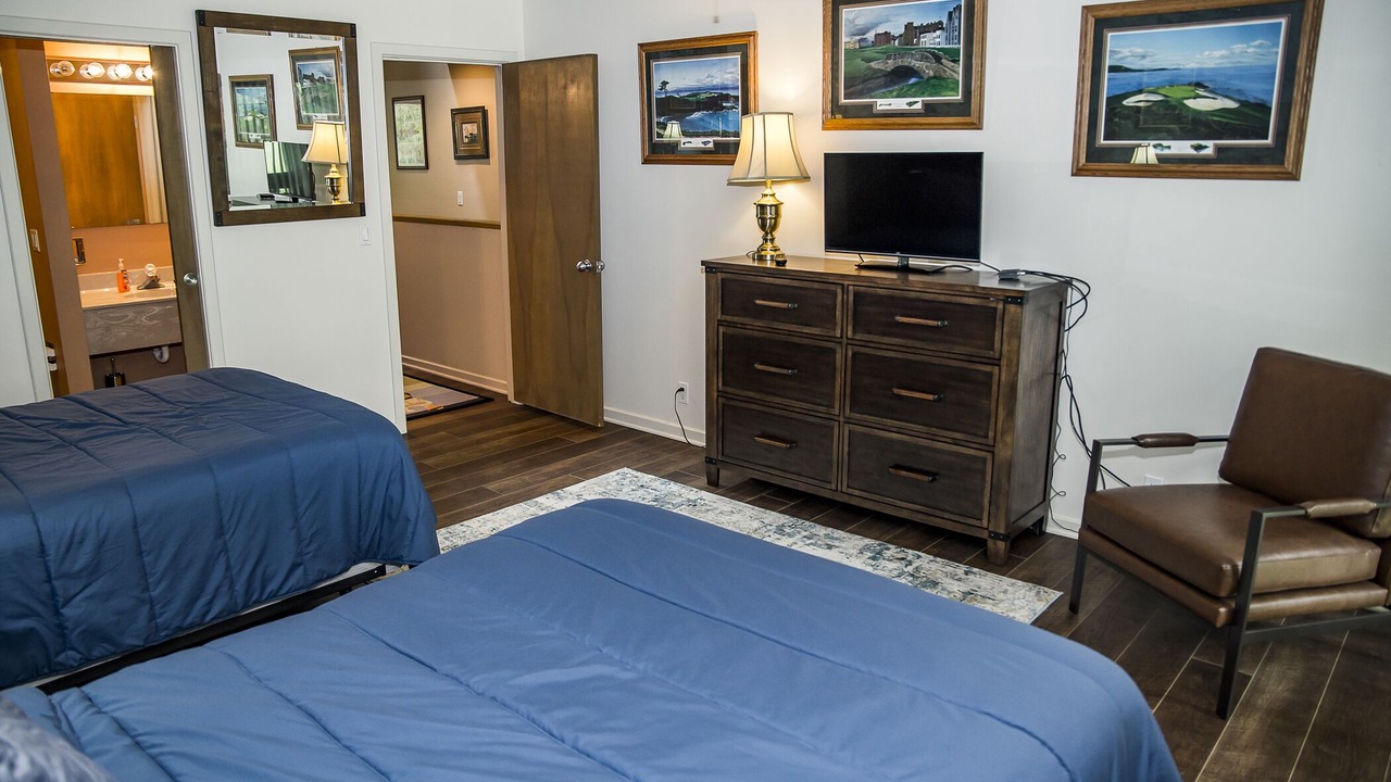 Photo of Bedroom in Fairfield Glade