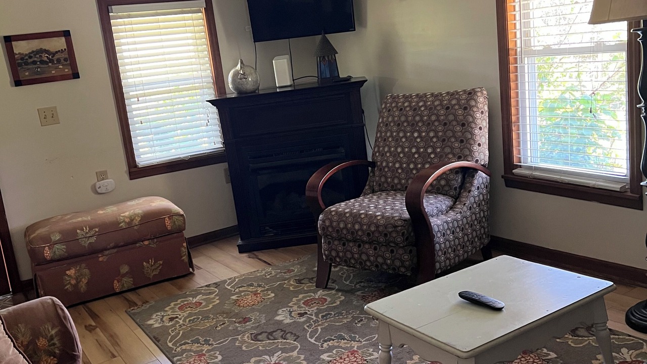 Photo of Livingroom in Greeneville