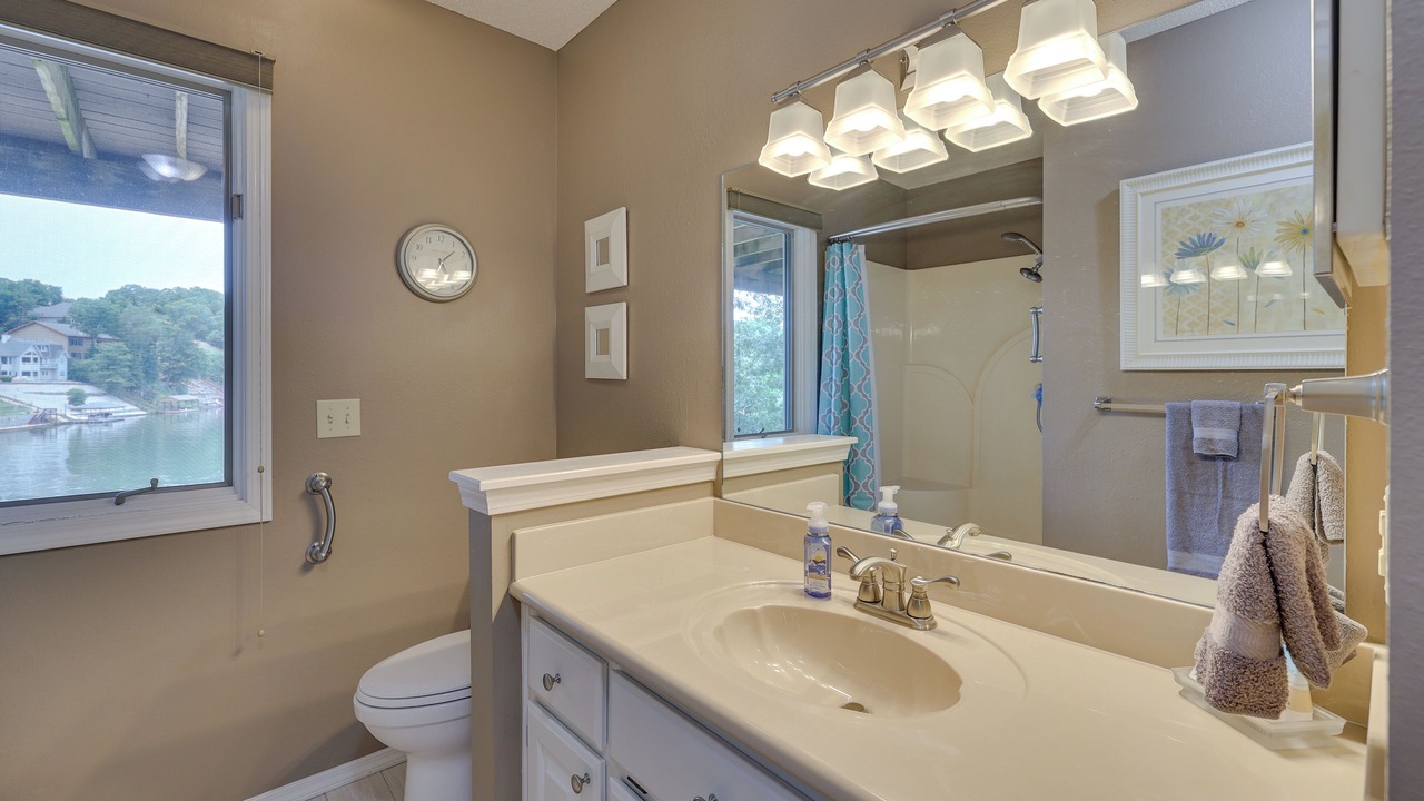 Photo of Bathroom in Bella Vista