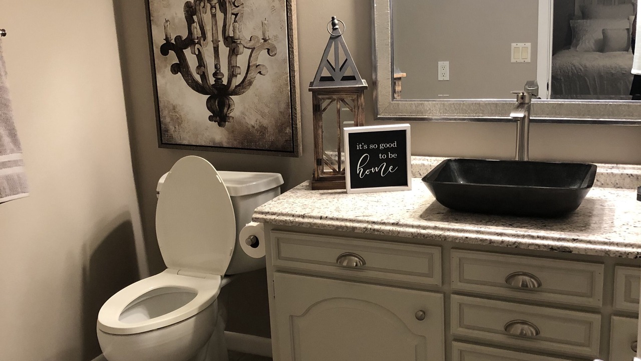 Photo of Bathroom in Hot Springs Village