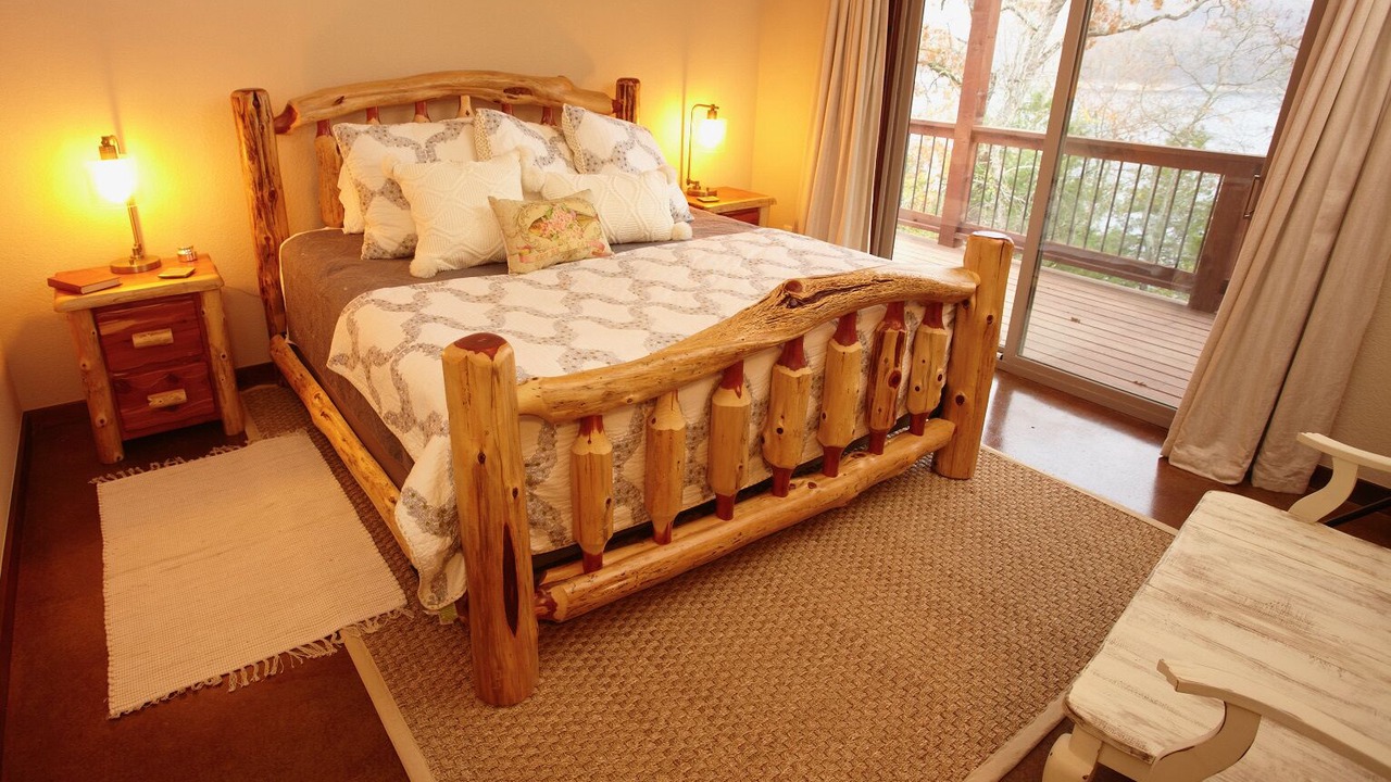 Photo of Bedroom in Sylvan Shores
