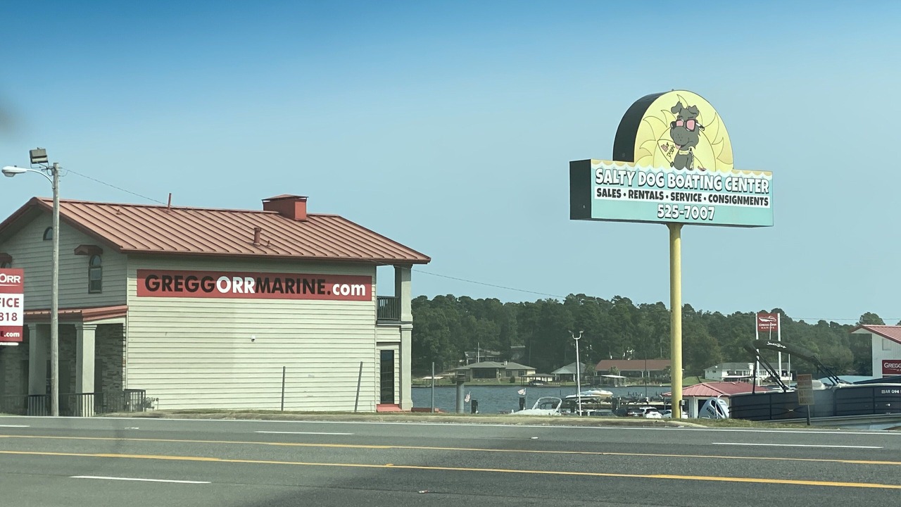 Photo of Others in Lake Hamilton