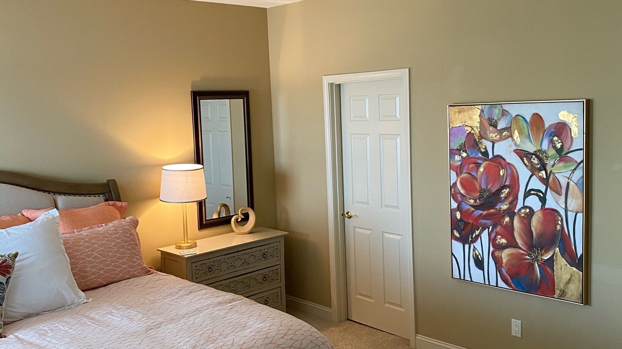 Photo of Bedroom in Lake Hamilton
