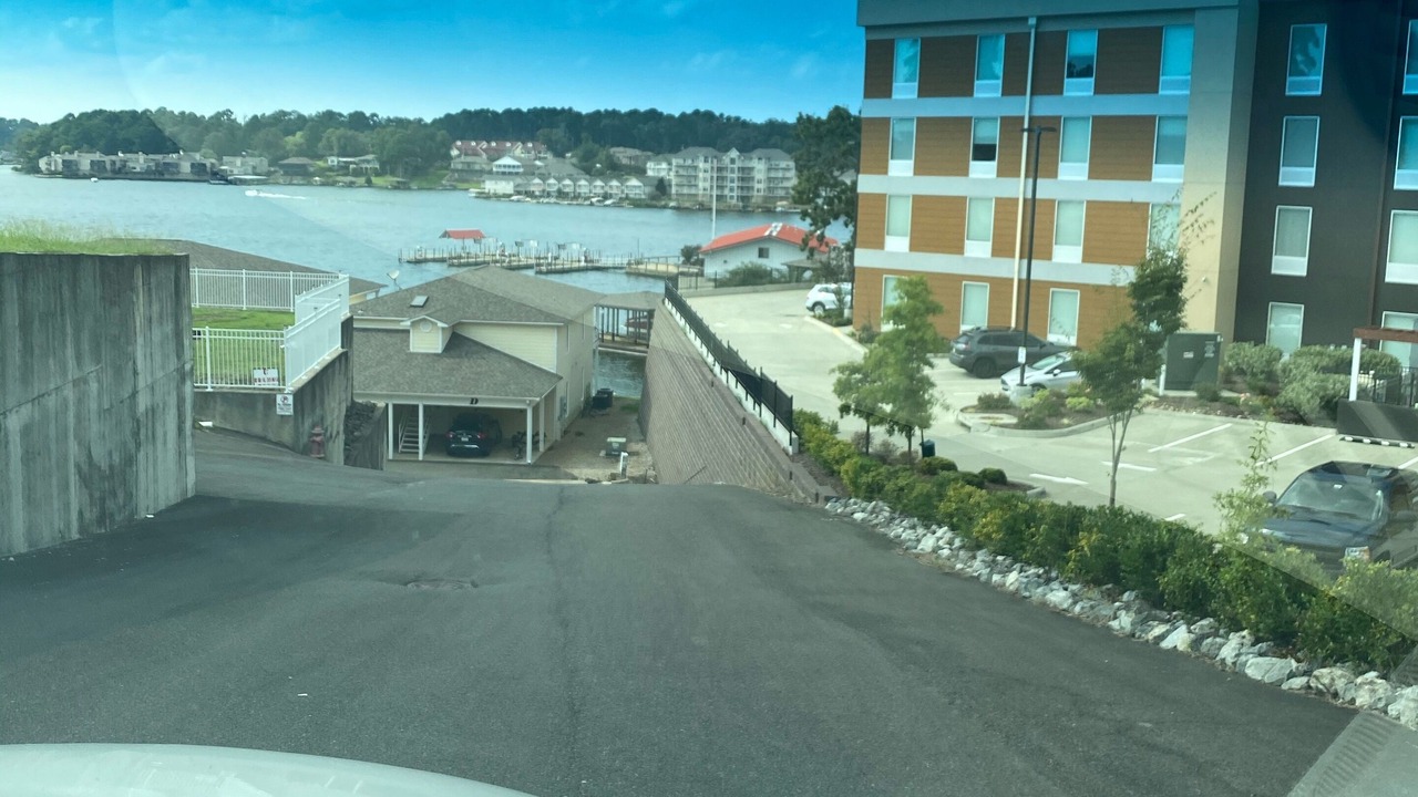Photo of Others in Lake Hamilton