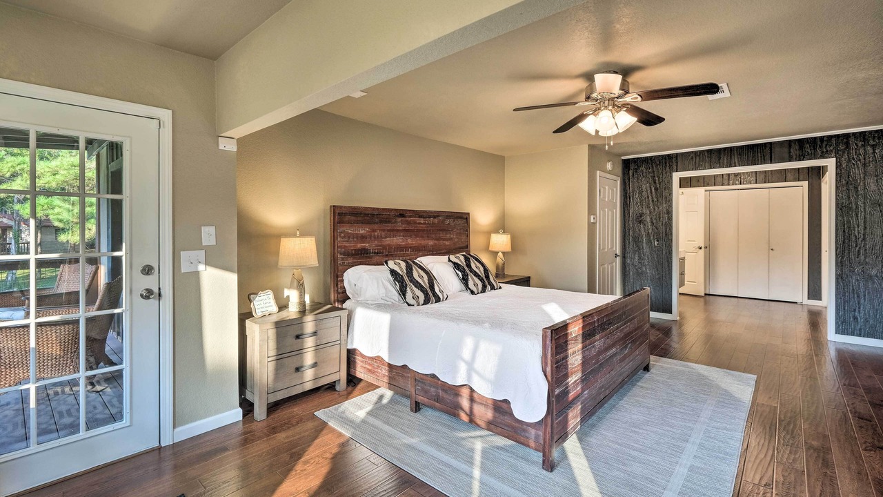 Photo of Bedroom in Springdale