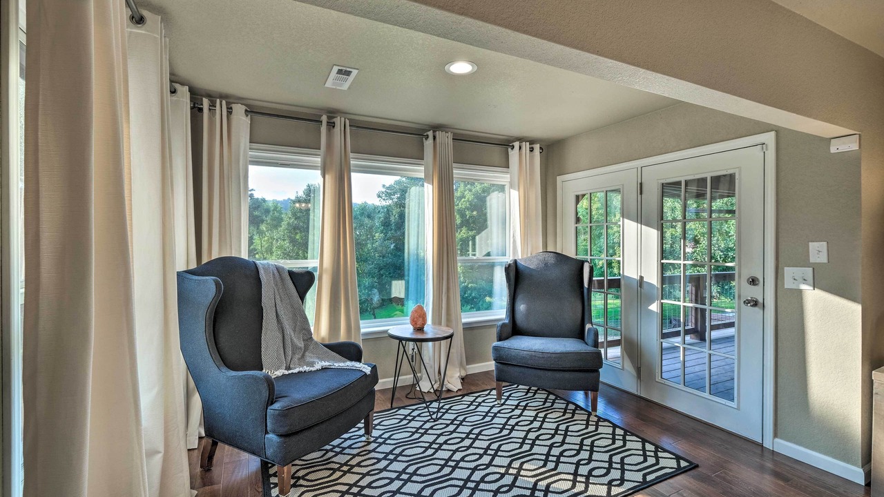 Photo of Livingroom in Springdale