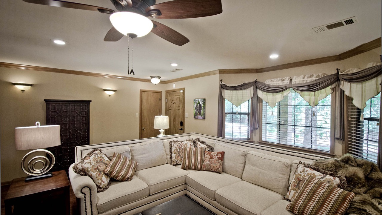 Photo of Livingroom in Hot Springs