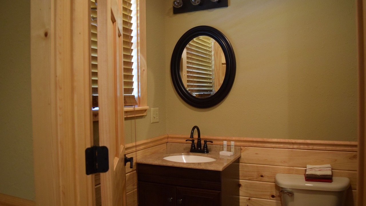 Photo of Bathroom in Calico Rock
