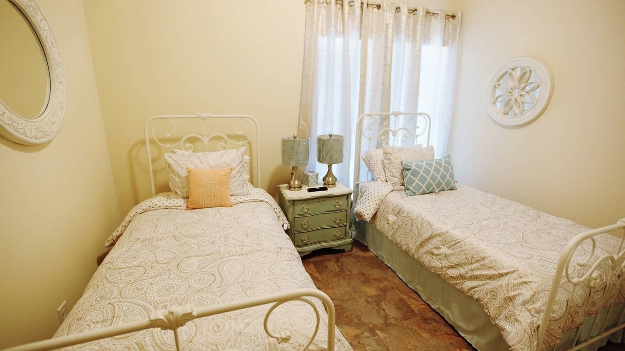Photo of Bedroom in Ashley Oaks