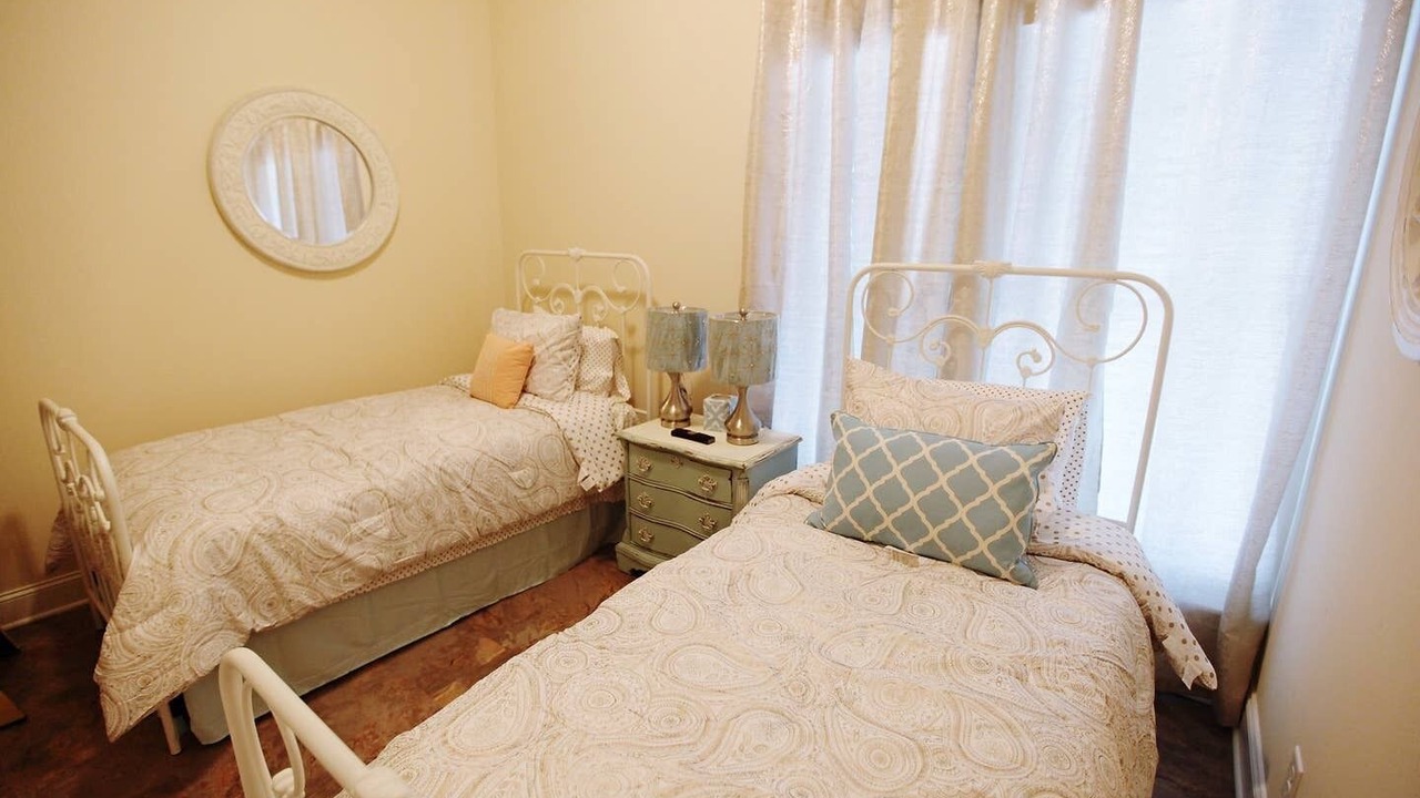 Photo of Bedroom in Ashley Oaks