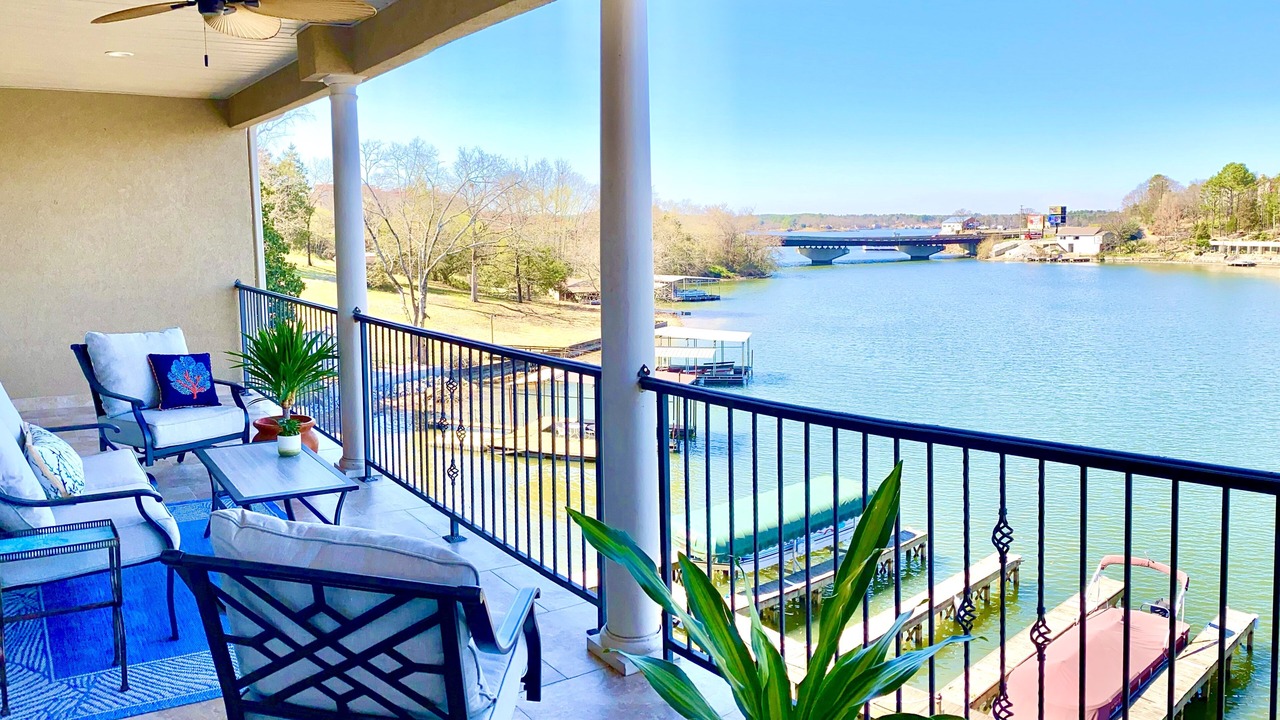 Photo of Patio Balcony in Lake Hamilton