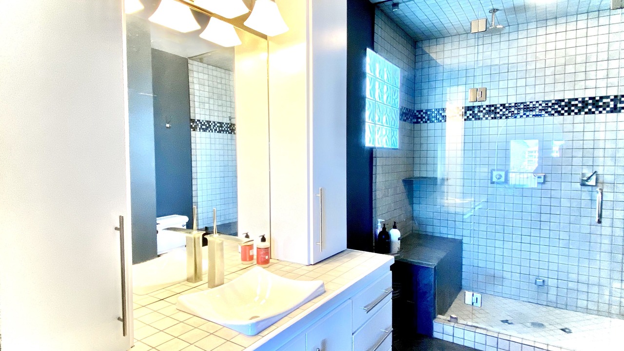 Photo of Bathroom in Lake Hamilton