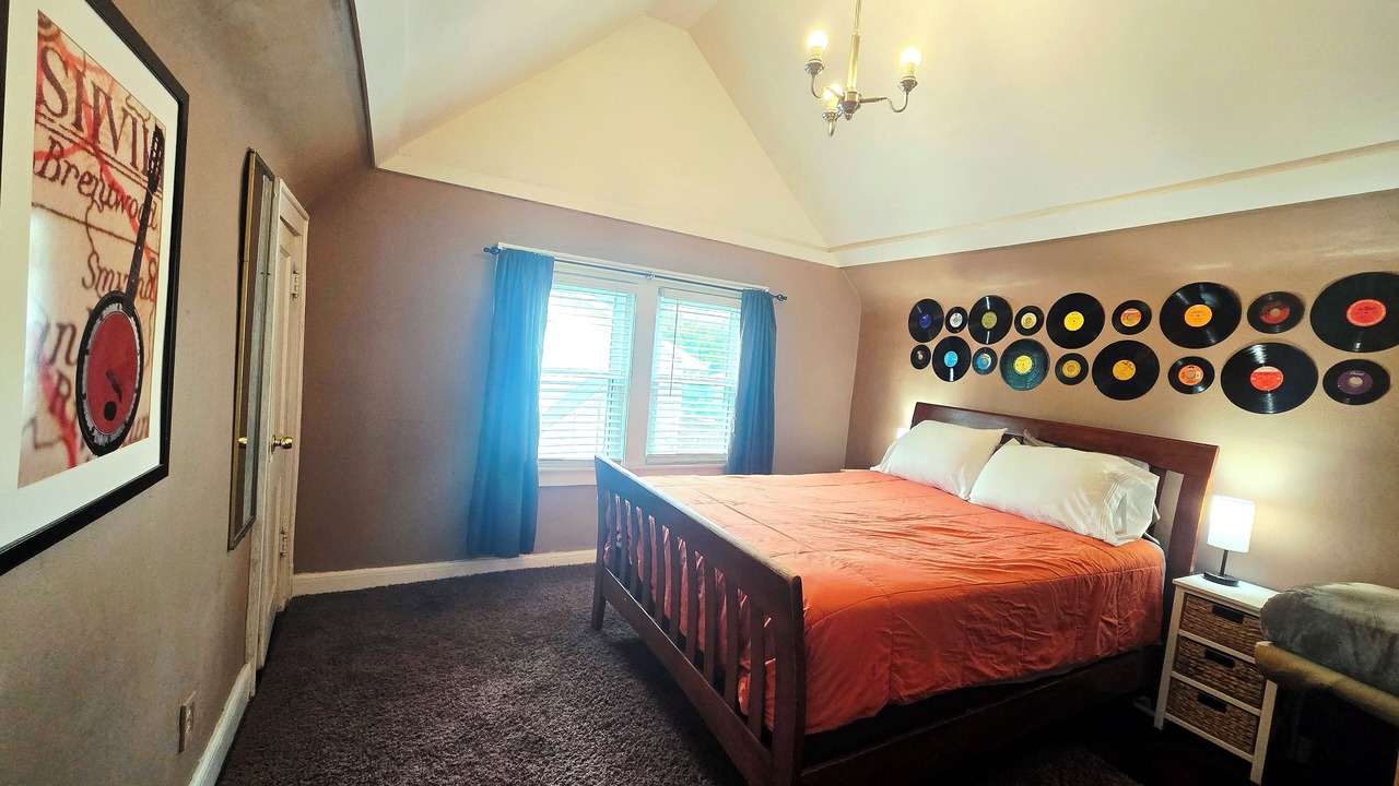 Photo of Bedroom in Greenwood