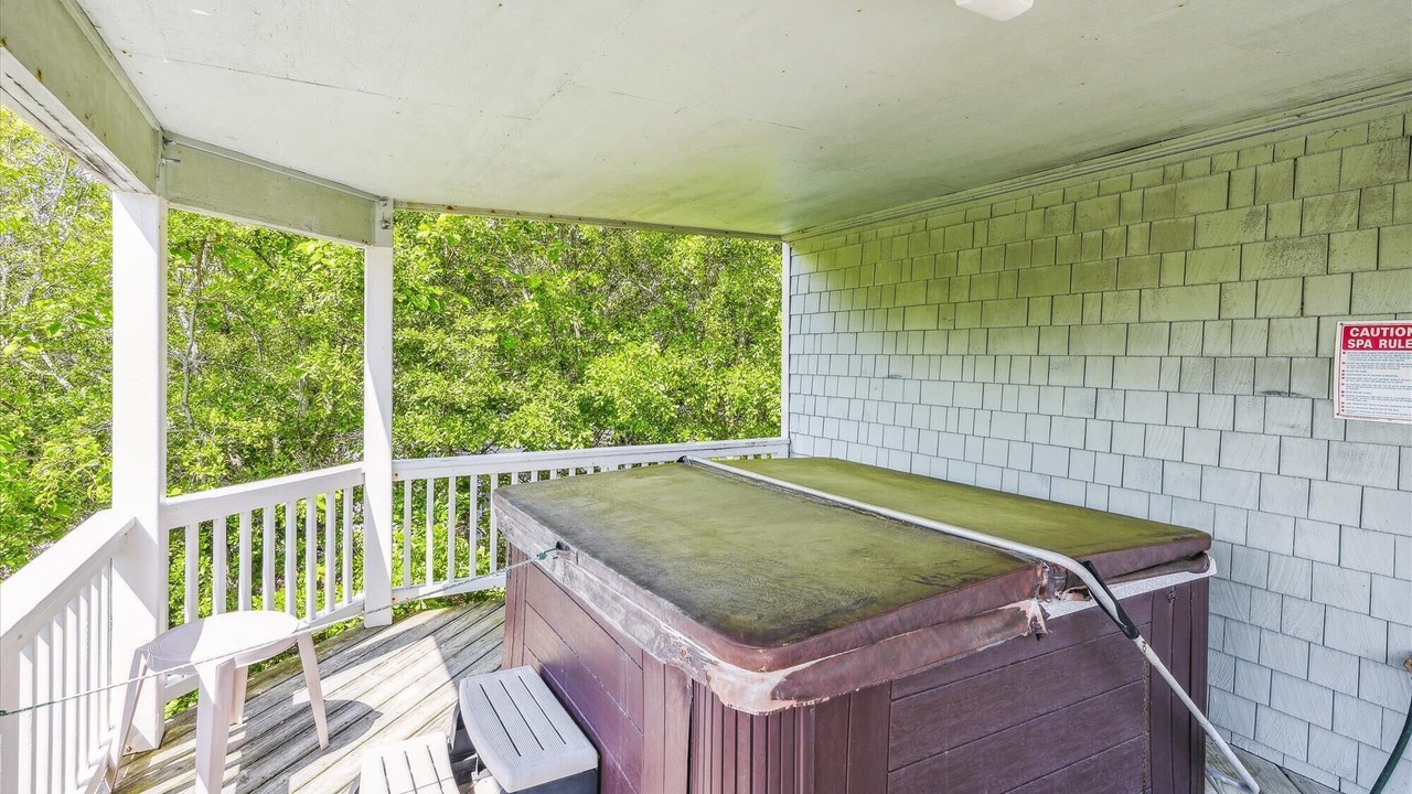 Photo of Patio Balcony in Pine Island