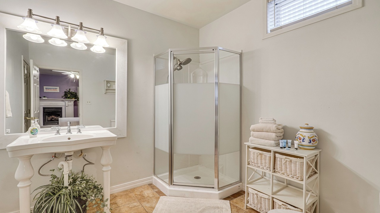 Photo of Bathroom in Sylvan Shores
