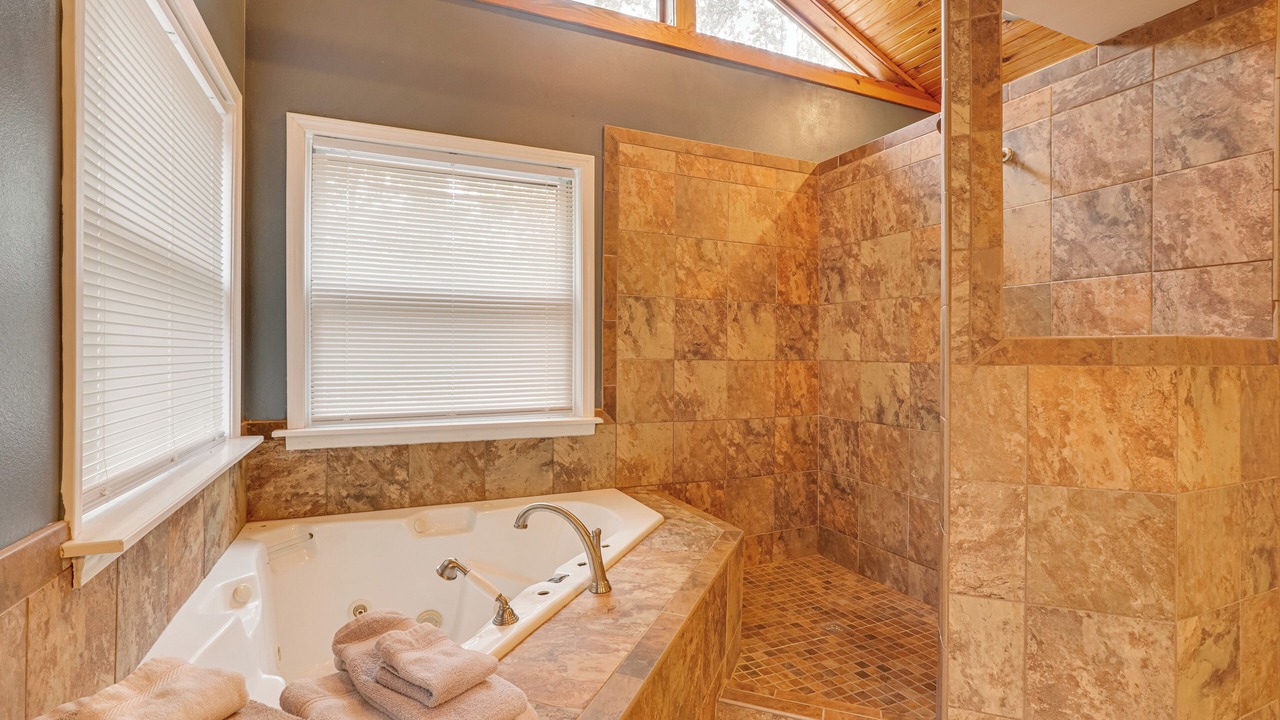 Photo of Bathroom in Sylvan Shores