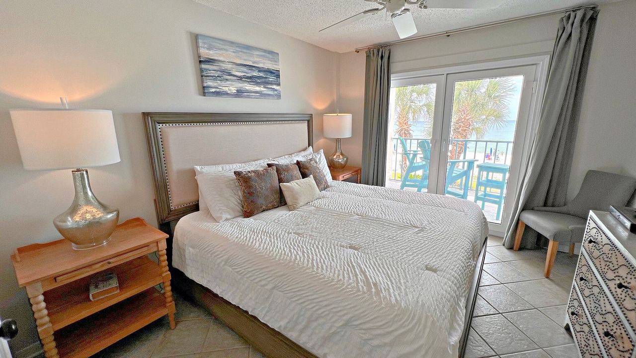 Photo of Bedroom in Gulf Shores